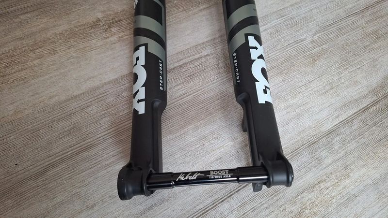 Odpružená vidlice FOX 34