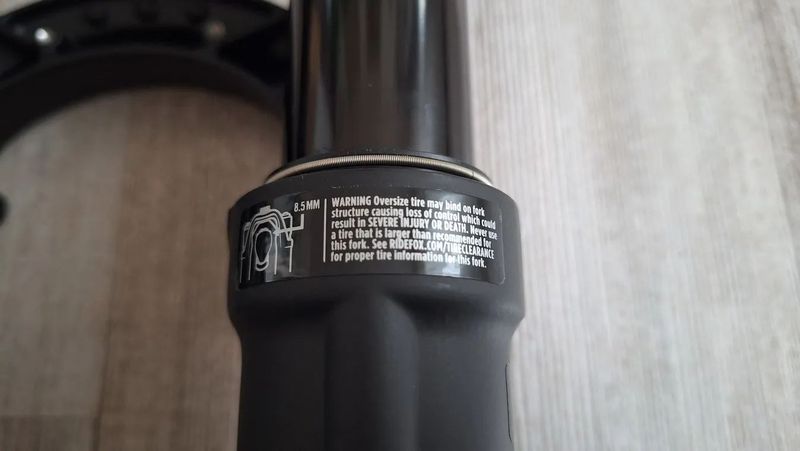 Odpružená vidlice FOX 34