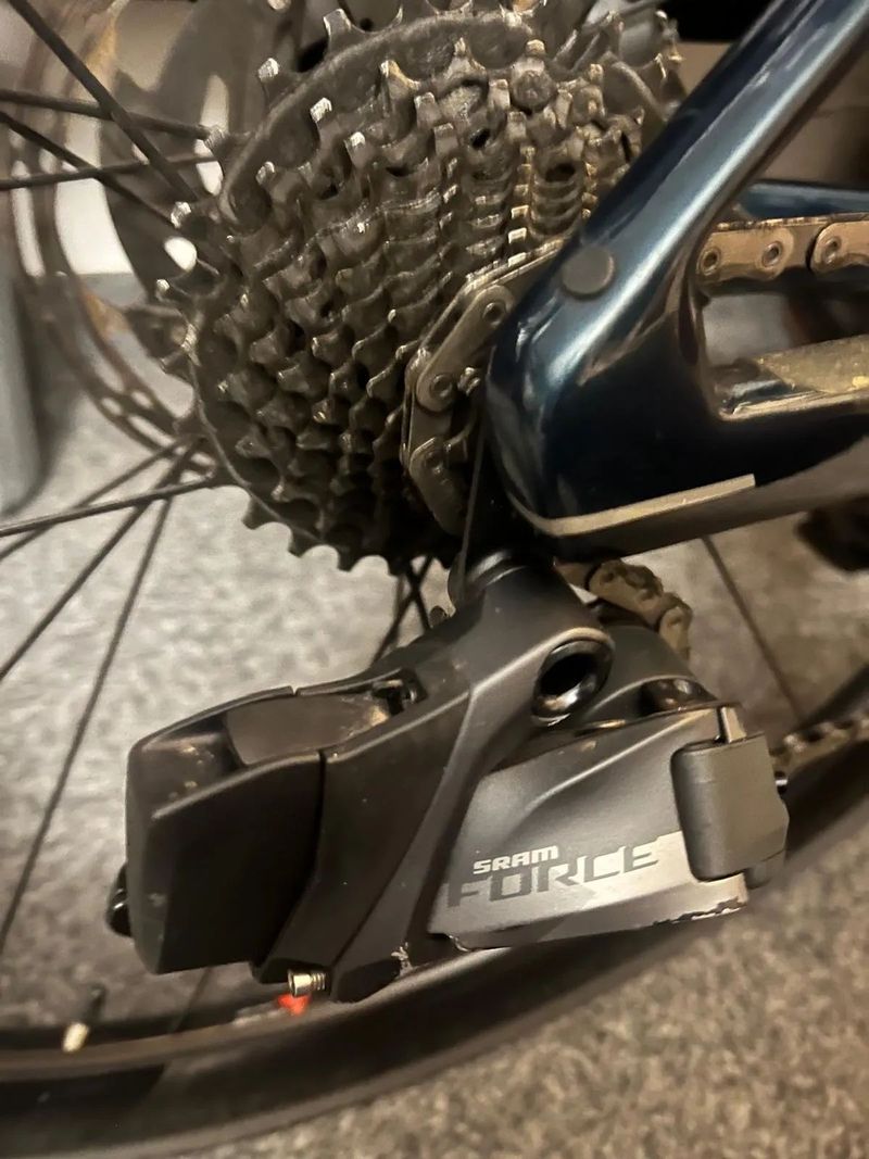 SRAM Force D1 axs