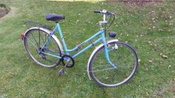 Staré dámské kolo Eska Progres