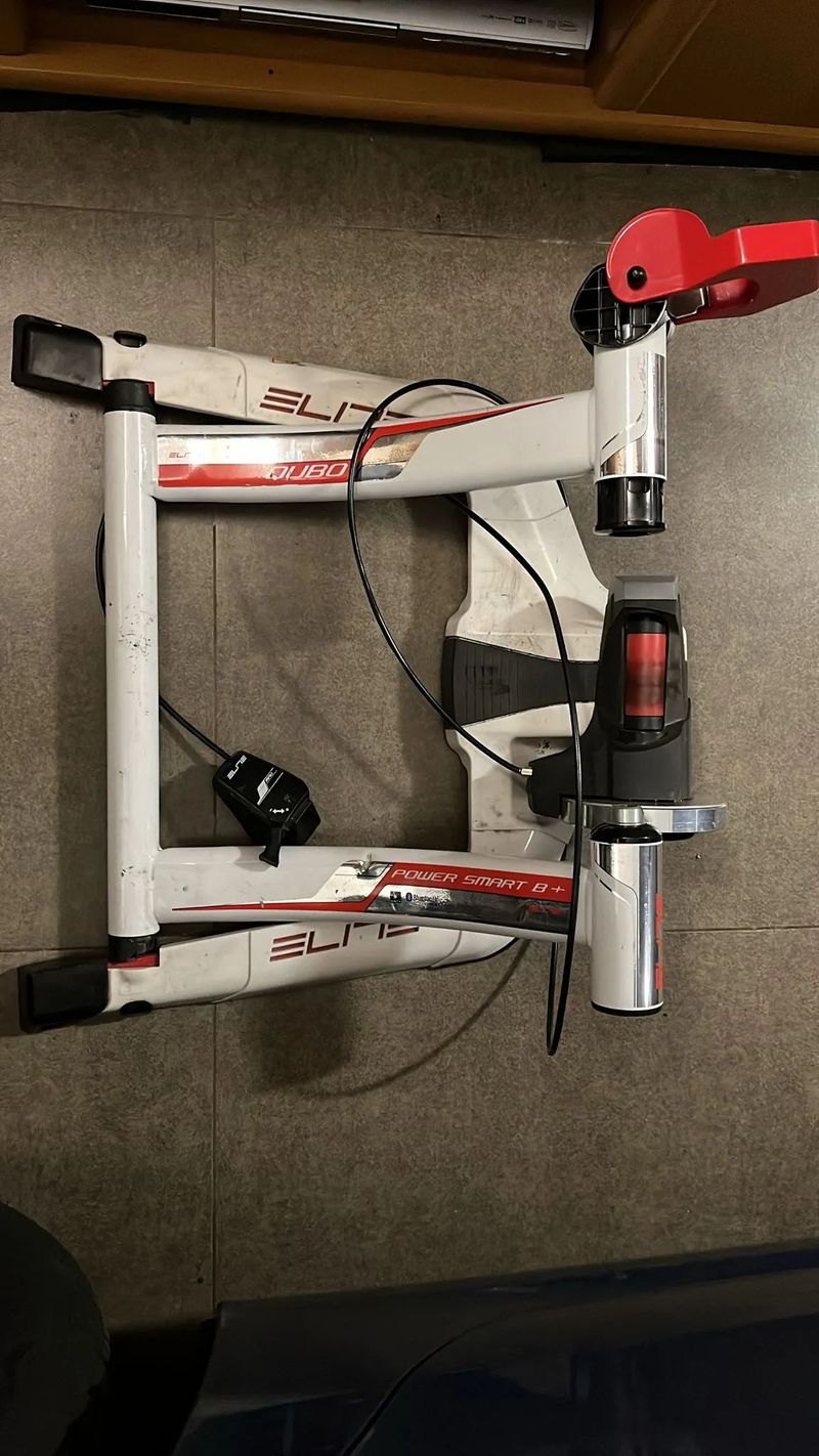 Trenažér ELITE Qubo Power Mag Smart B+