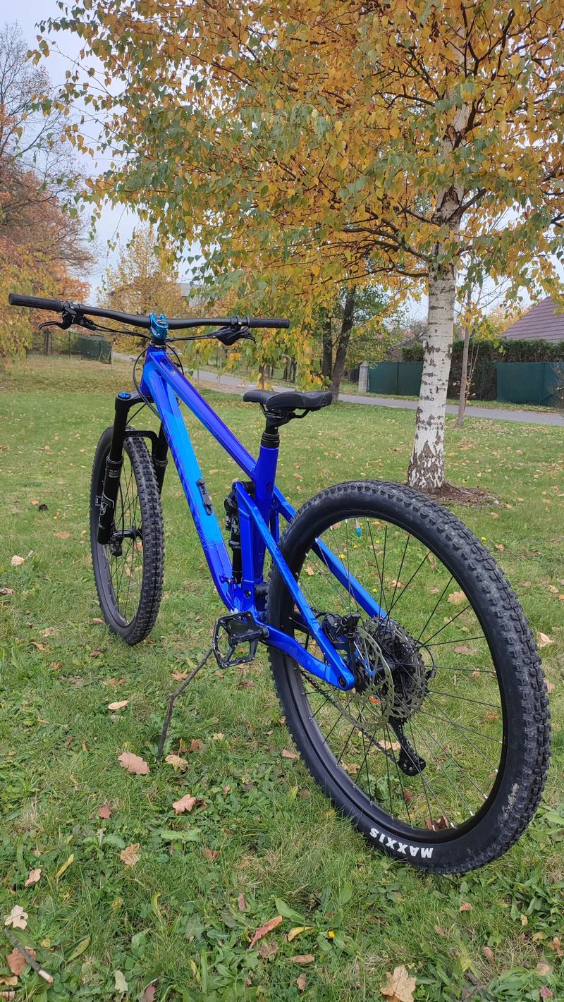 Ghost Riot Essential 29 AM