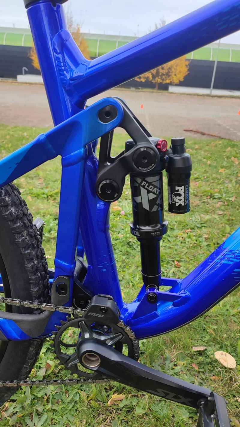 Ghost Riot Essential 29 AM