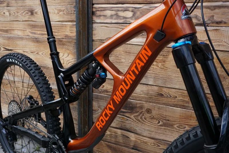 Kolo Rocky Mountain Slayer C 50 vel. L