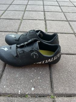 Silniční tretry Specialized Torch 1.0