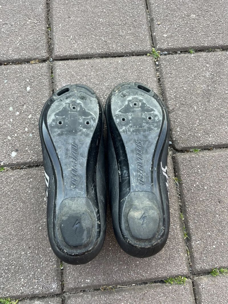 Silniční tretry Specialized Torch 1.0