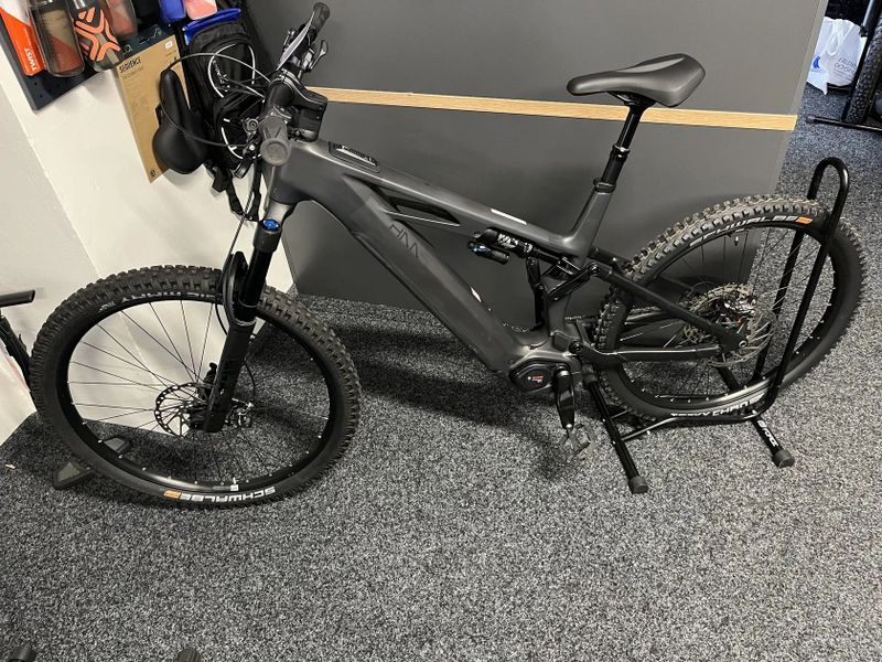 CUBE Stereo Hybrid ONE77 HPC SLX 800 vel.XL 2025 655km č.1