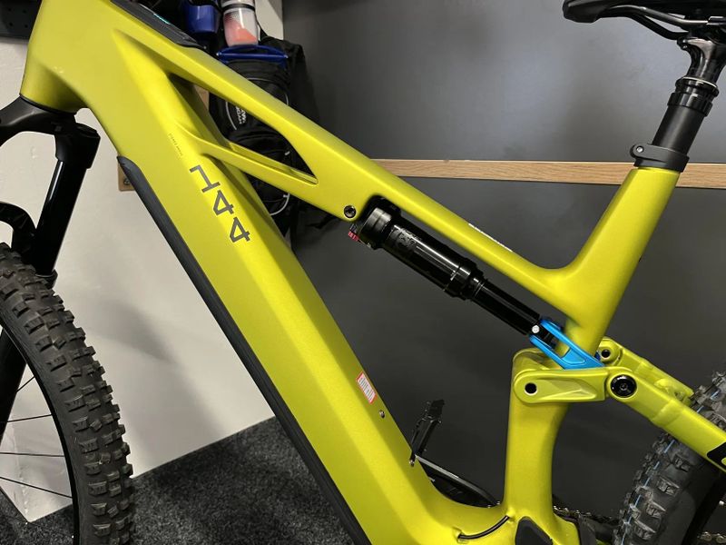 CUBE Stereo Hybrid ONE44 HPC RACE 800 vel.XL 2025 664km č.1