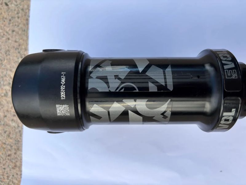 Prodám tlumič Fox Float X Performance 205x60 mm