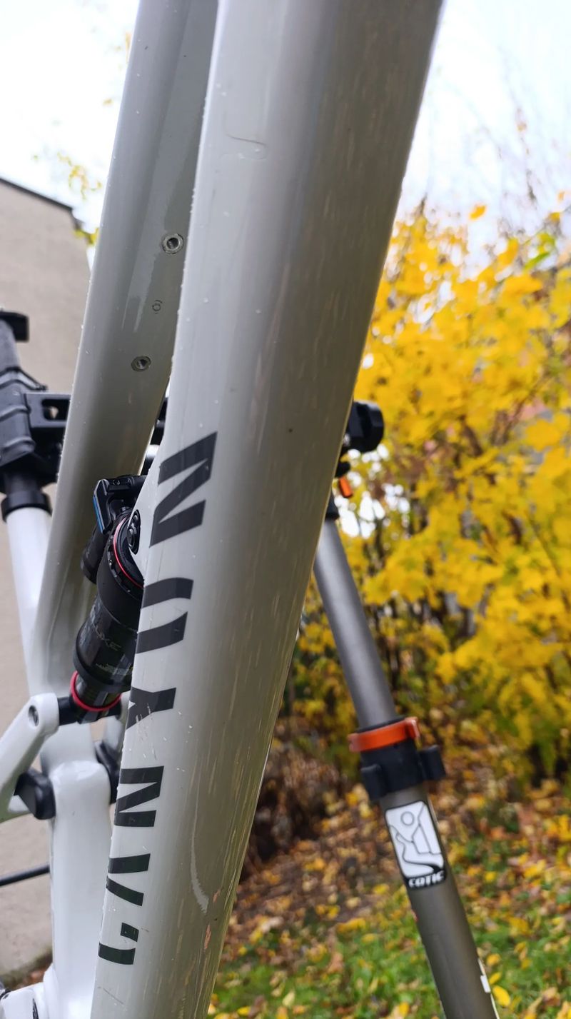 Rám Canyon Spectral CF 125 nebo 140mm, velikost L