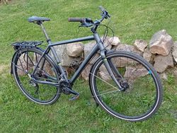 Cestovní kolo Cube Touring