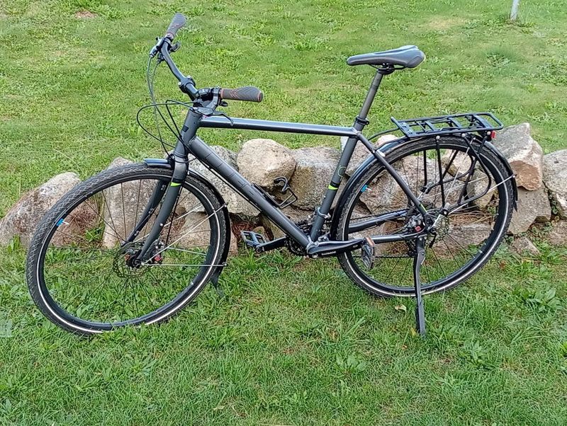 Cestovní kolo Cube Touring