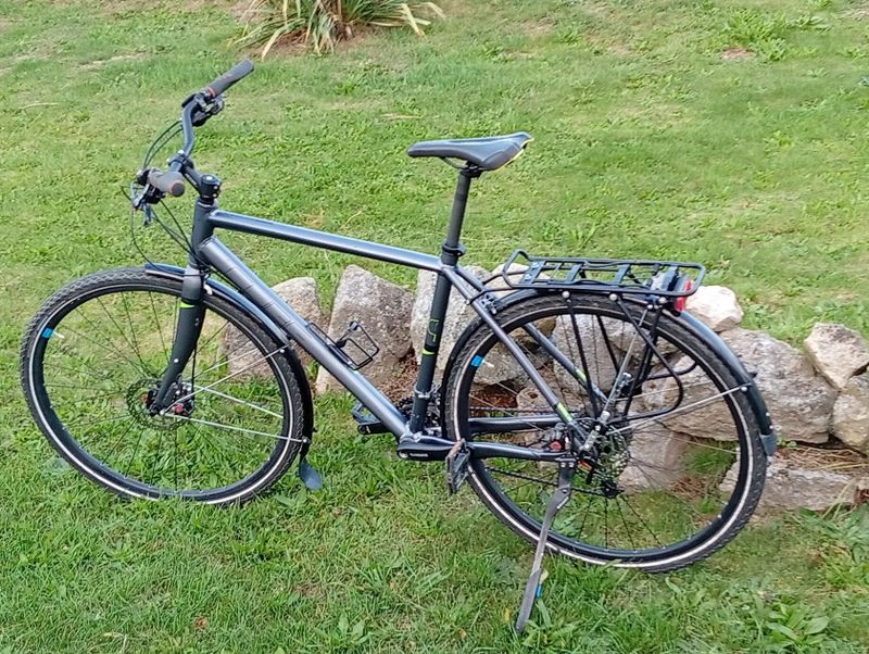 Cestovní kolo Cube Touring