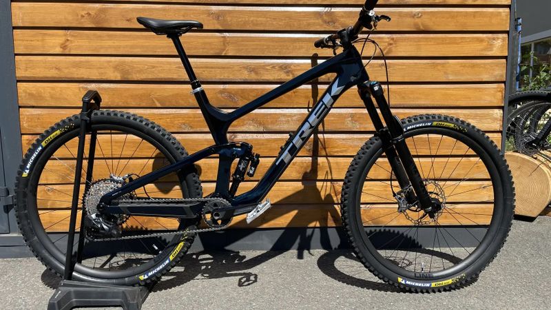 Trek Slash 9.7 vel.XL 95% polep 