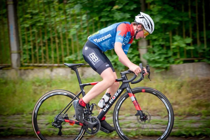 De Rosa MERAK - Cofidis WT, raketa (2 pary kol, 3x kazeta, 2x prevodniky)