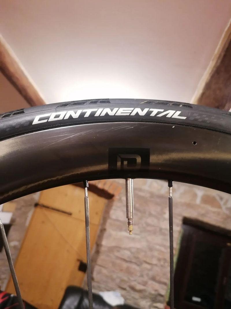 De Rosa MERAK - Cofidis WT, raketa (2 pary kol, 3x kazeta, 2x prevodniky)