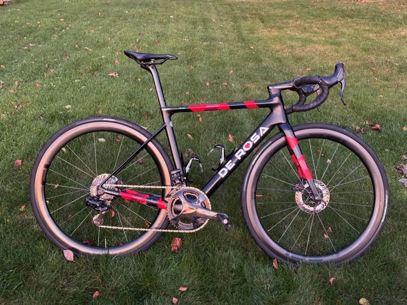 De Rosa MERAK - Cofidis WT, raketa (2 pary kol, 3x kazeta, 2x prevodniky)