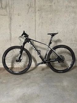 Ghost Lector 3.9 LC night black/star white, vel. L Použité