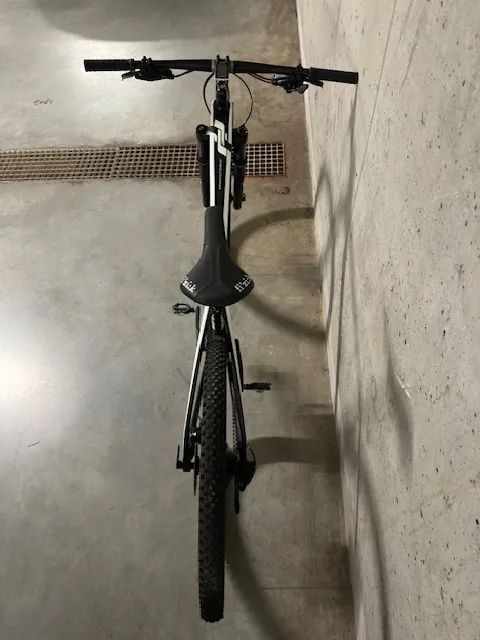 Ghost Lector 3.9 LC night black/star white, vel. L Použité