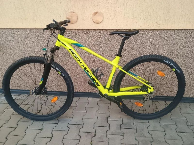 Rock Machine Manhattan