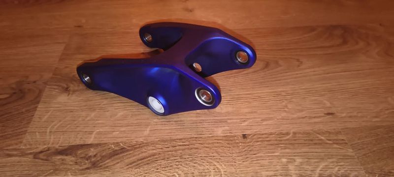 Prodám VAHADLO TREK SLASH GEN 5