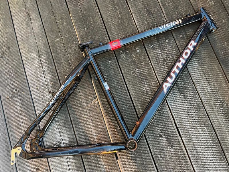 Rám Author Vision 2002 19palců Columbus Zona MTB retro