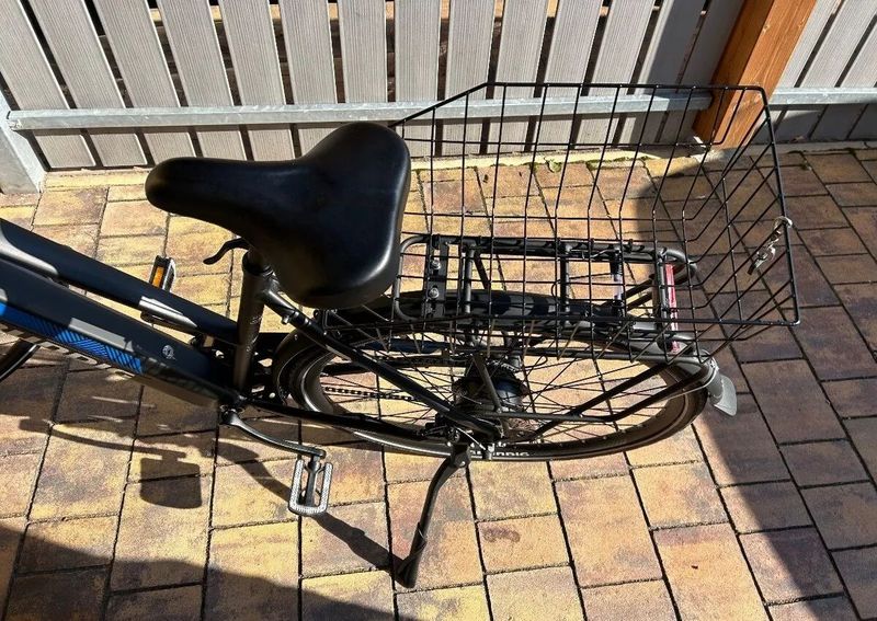 nové trekingové / městské elektrokolo Grundig ETB2800 250W, baterie Samsung 36V 14,7AH, dojezd 110km