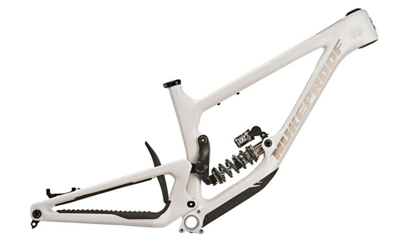 NUKEPROOF GIGA 290 Carbon (EXT Shock) bílá M