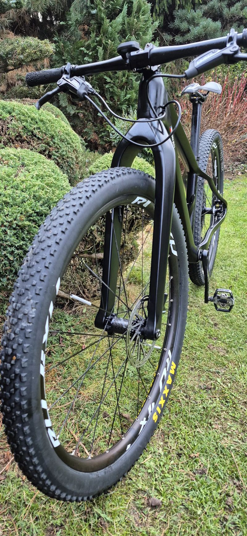 Karbonové juniorské MTB kolo 27,5 1x12