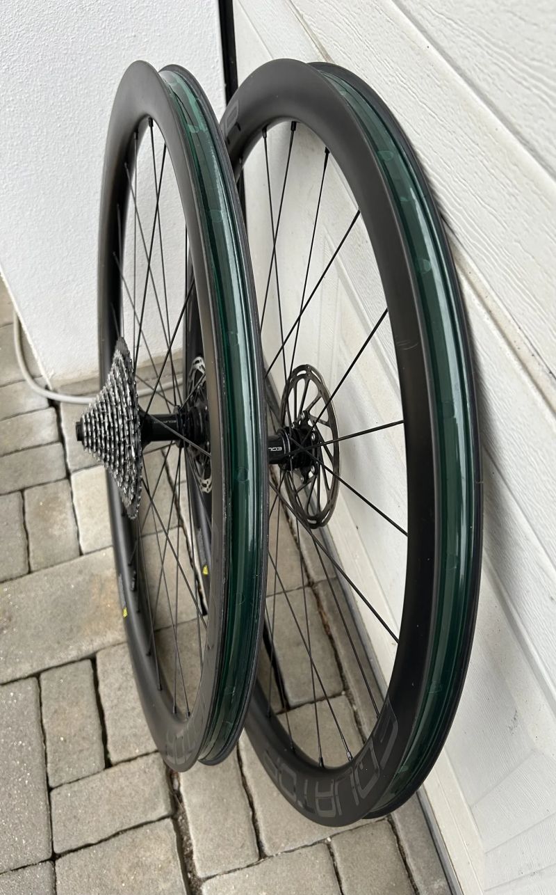 SET KARBONOVÝCH KOL EQUATOR GRAVEL 40C DISK