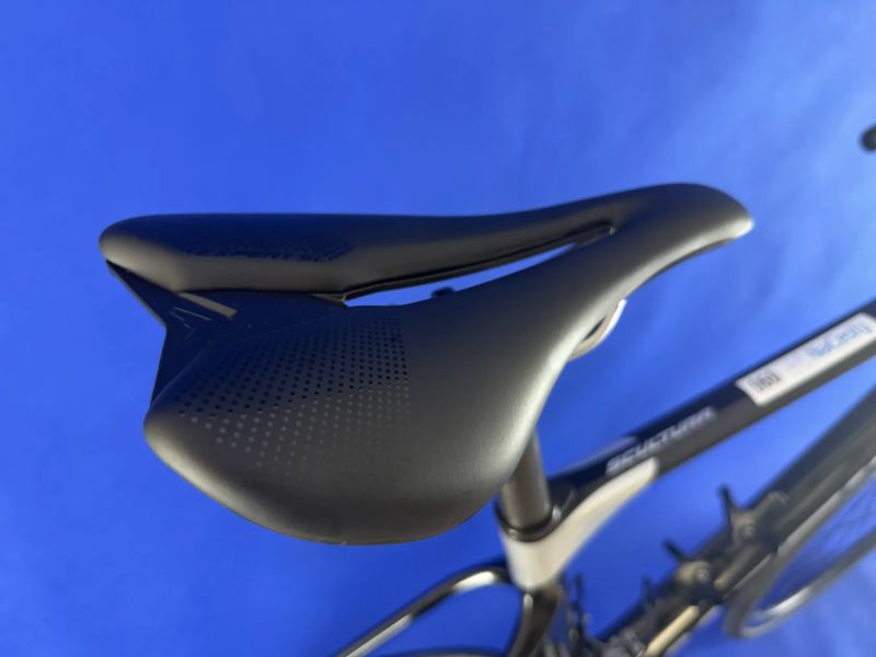 Rozvoz po ČR - Merida - Scultura Di2 elektrické řaz. 2x12 - vel. M pro 175-181cm (kolo č.60)