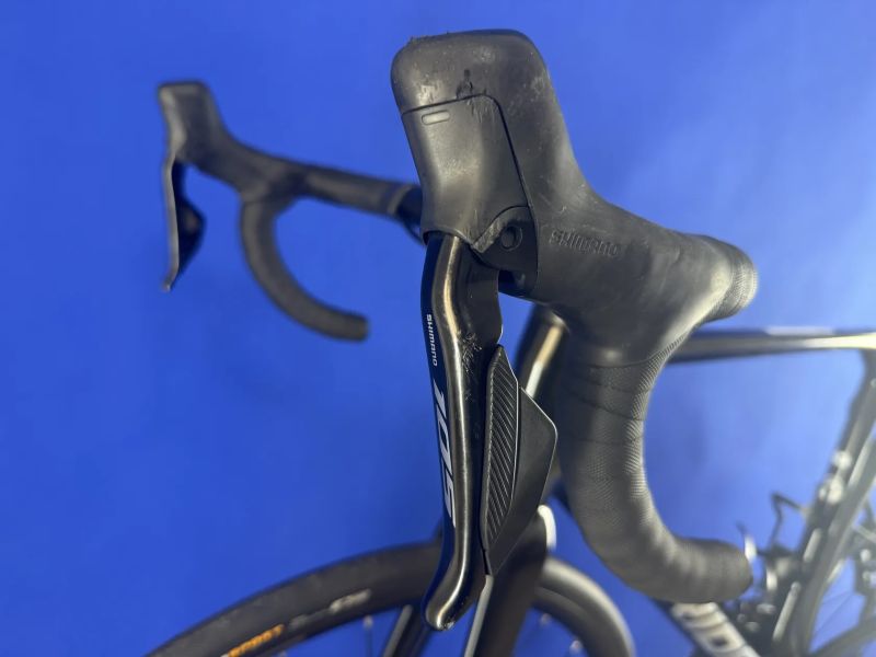 Rozvoz po ČR - Merida - Scultura Di2 elektrické řaz. 2x12 - vel. M pro 175-181cm (kolo č.63)