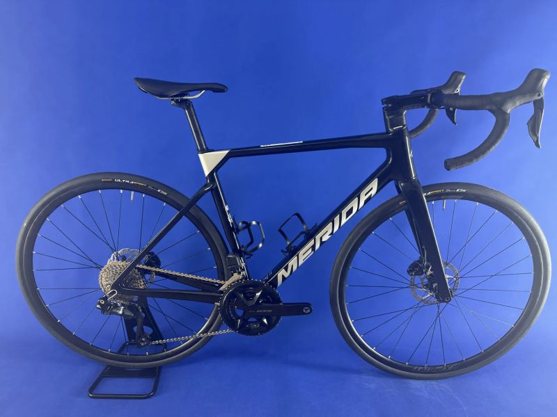 Rozvoz po ČR - Merida - Scultura Di2 elektrické řaz. 2x12 - vel. M pro 175-181cm (kolo č.69)