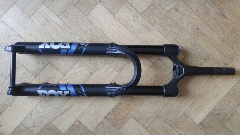 Fox 36 Performance Elite Grip2