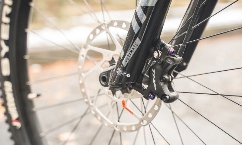 2024 ZÁNOVNÍ GT SENSOR CARBON PRO