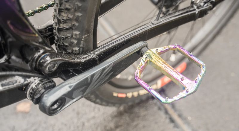 2024 ZÁNOVNÍ GT SENSOR CARBON PRO