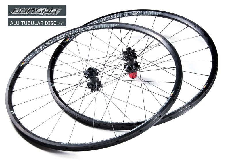 Cyklokrosová - Silniční kola Německého mistra.