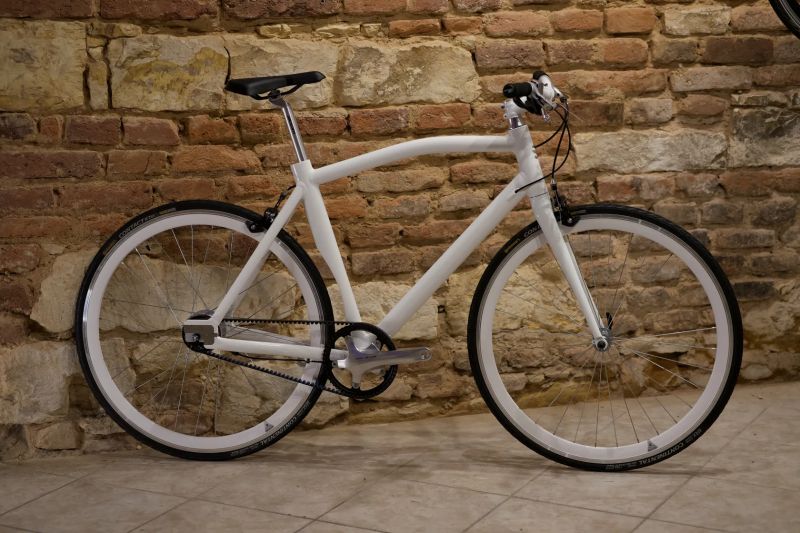 Výprodej! Městské kolo suveren Handmade CZ řemen L