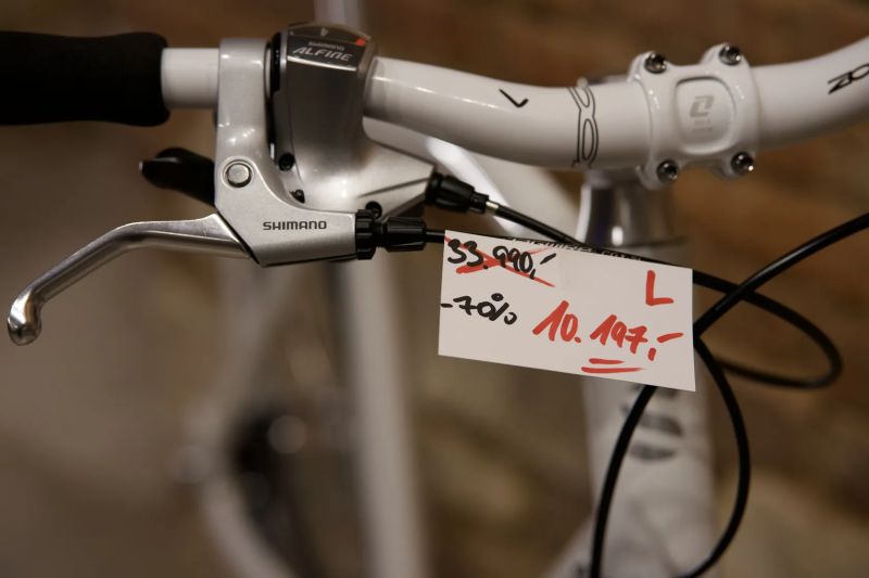 Výprodej! Městské kolo suveren Handmade CZ řemen L