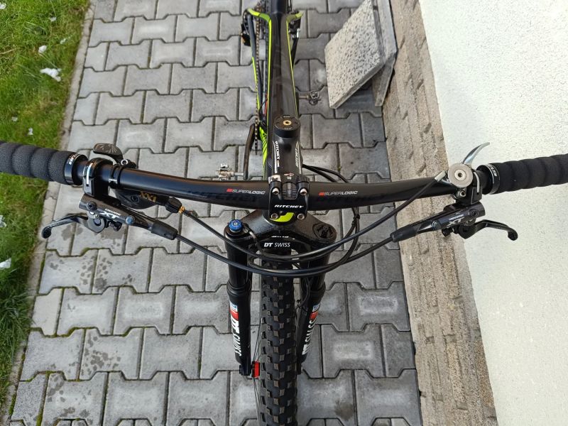 SCOTT SCALE 900 RC WORLD CUP - karbonová kola Roval Control SL, 9,3kg