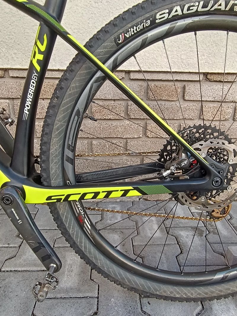 SCOTT SCALE 900 RC WORLD CUP - karbonová kola Roval Control SL, 9,3kg