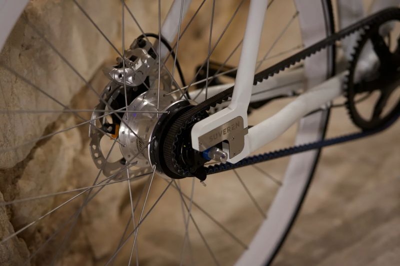 Výprodej! Městské kolo suveren Handmade CZ řemen M