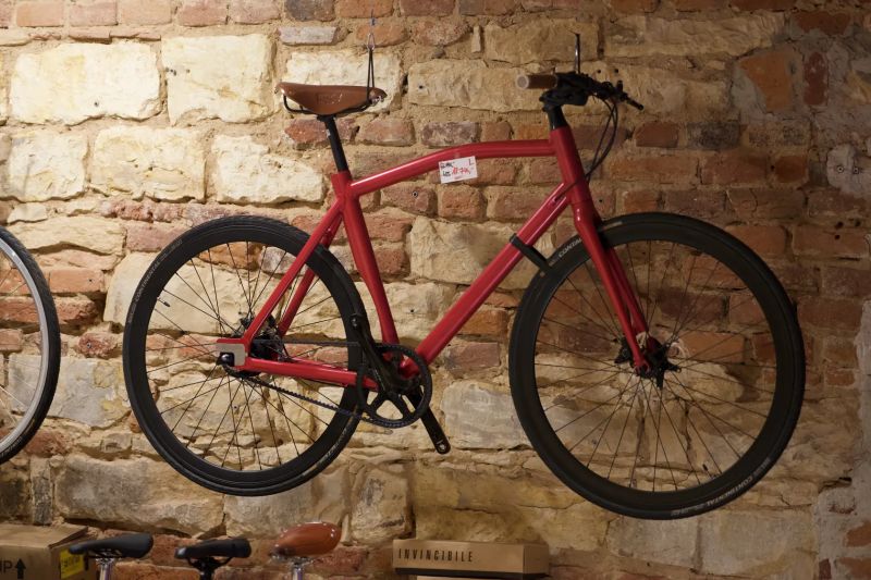 Výprodej! Městské kolo suveren Handmade CZ řemen L