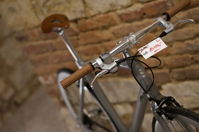 Výprodej! Městské kolo suveren Handmade CZ řemen L