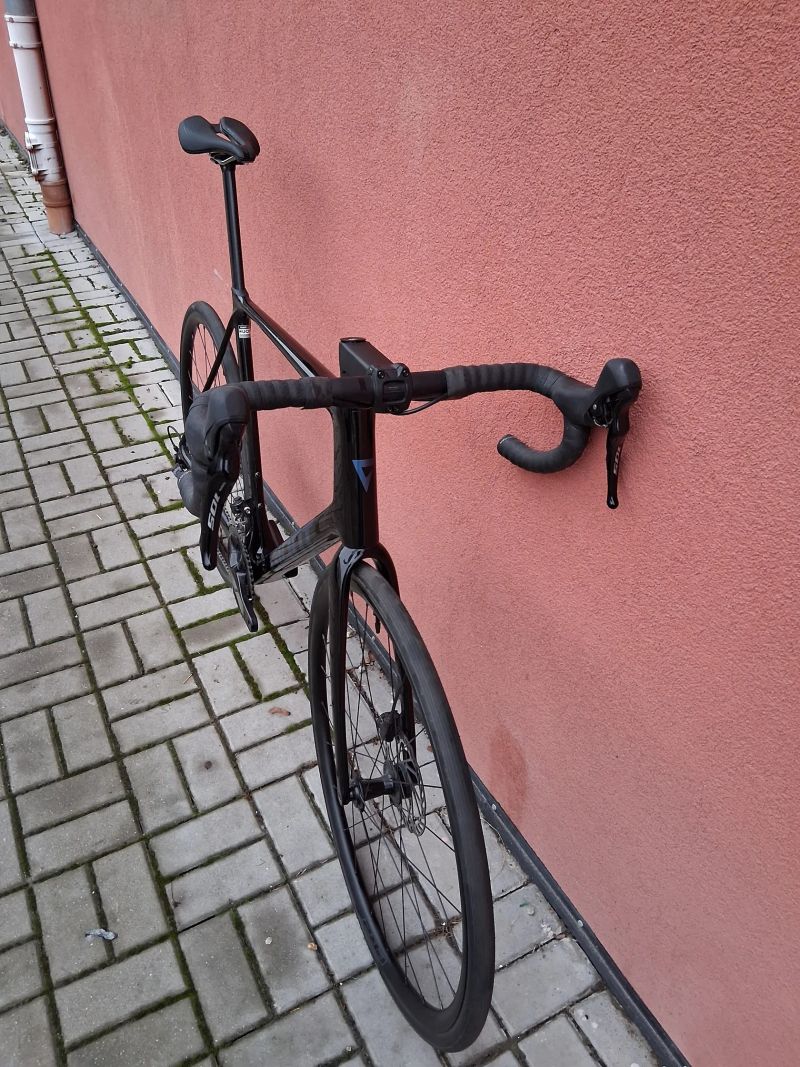 Giant TCR Advanced 2 velikost XL