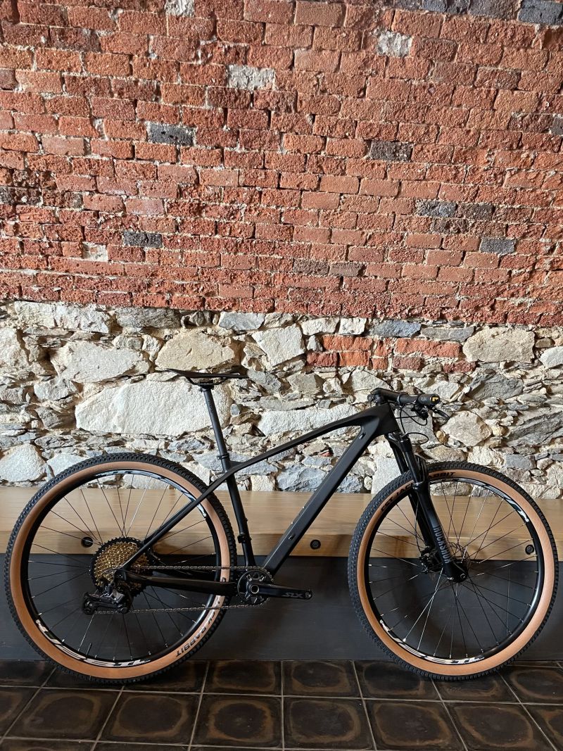 Carbon 29” 