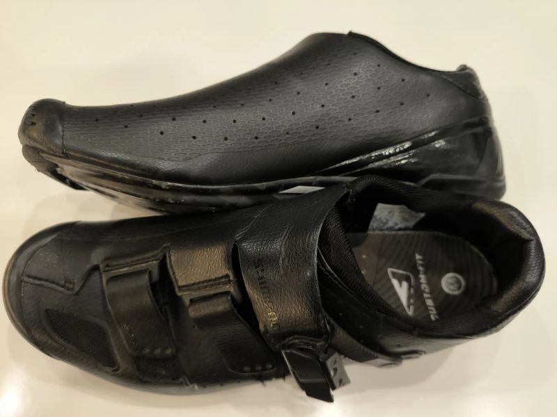 Tretry Shimano SH-RP9L, černá velikost 44