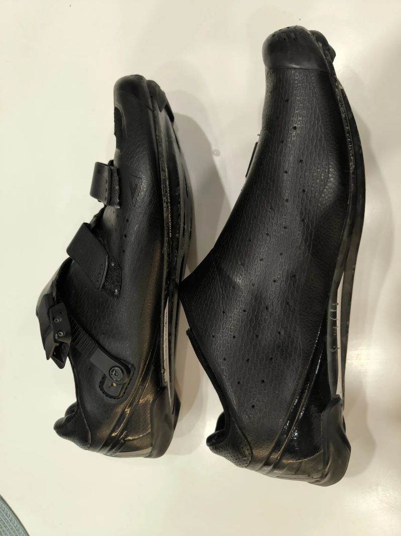 Tretry Shimano SH-RP9L, černá velikost 44