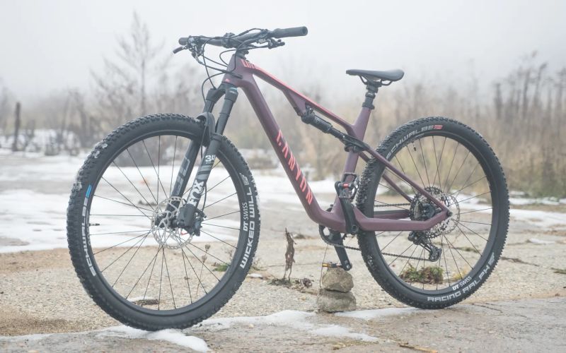  2022 CANYON LUX TRAIL CF6