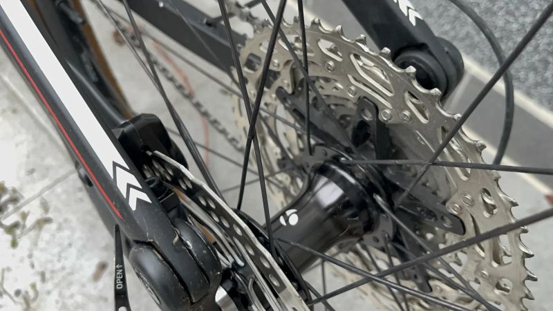 Horské Celoodpružene karbonové kolo 29” , L